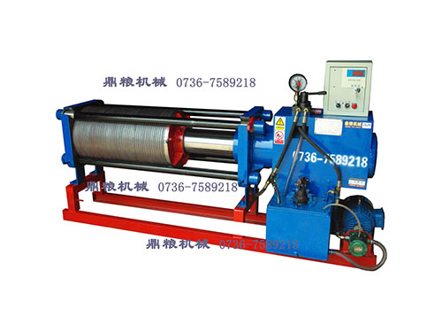 新型全自動(dòng)臥式液壓榨油機(jī)，翻杠型，不用卸桿省力60%，女士可用